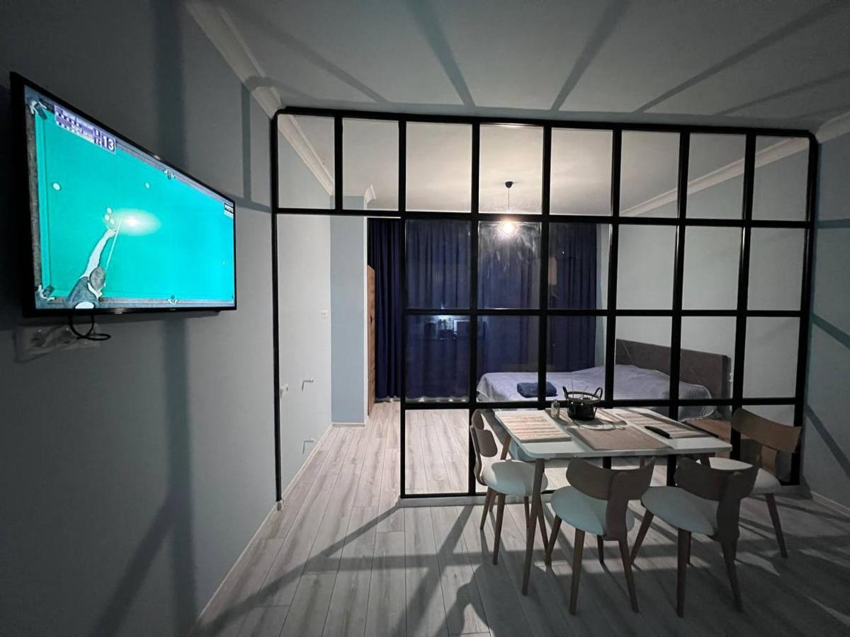 Apartment Merabi Μπατούμι Εξωτερικό φωτογραφία