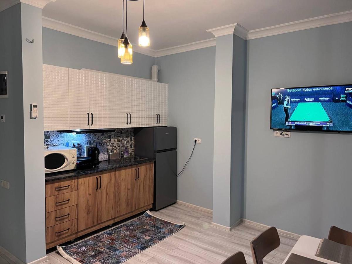 Apartment Merabi Μπατούμι Εξωτερικό φωτογραφία