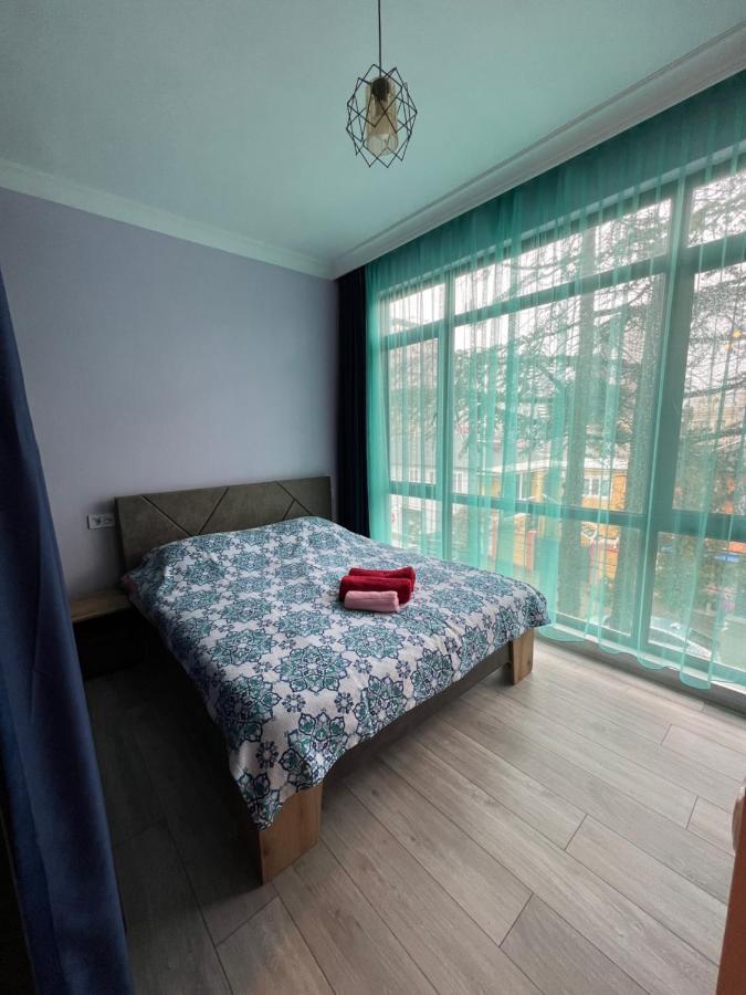 Apartment Merabi Μπατούμι Εξωτερικό φωτογραφία