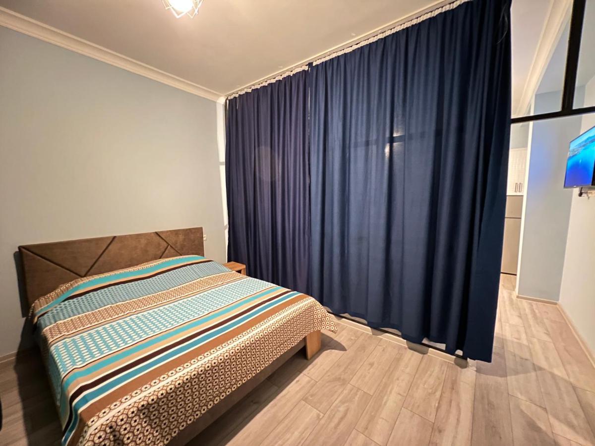 Apartment Merabi Μπατούμι Εξωτερικό φωτογραφία