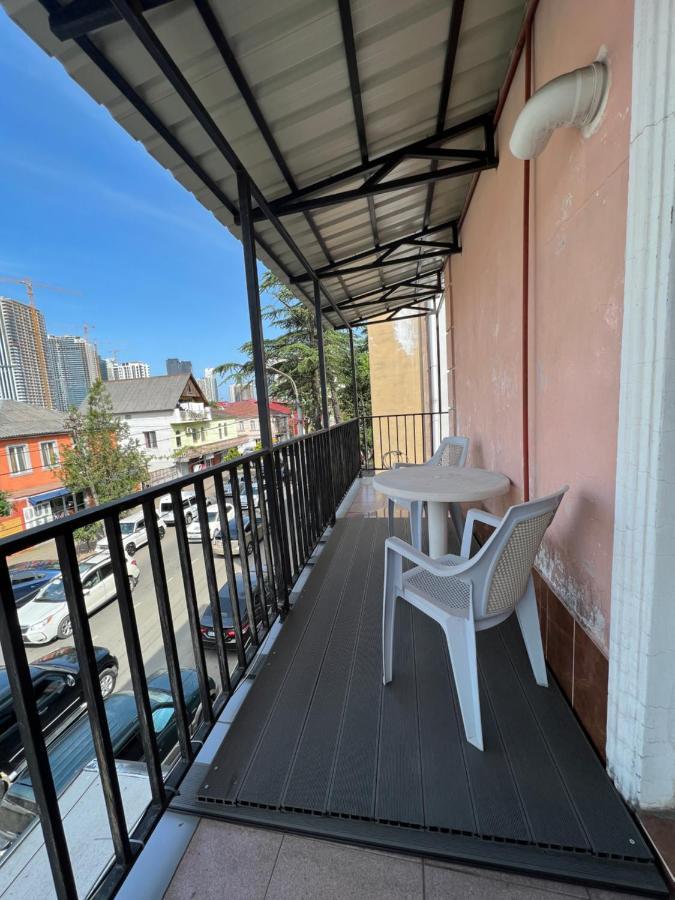 Apartment Merabi Μπατούμι Εξωτερικό φωτογραφία