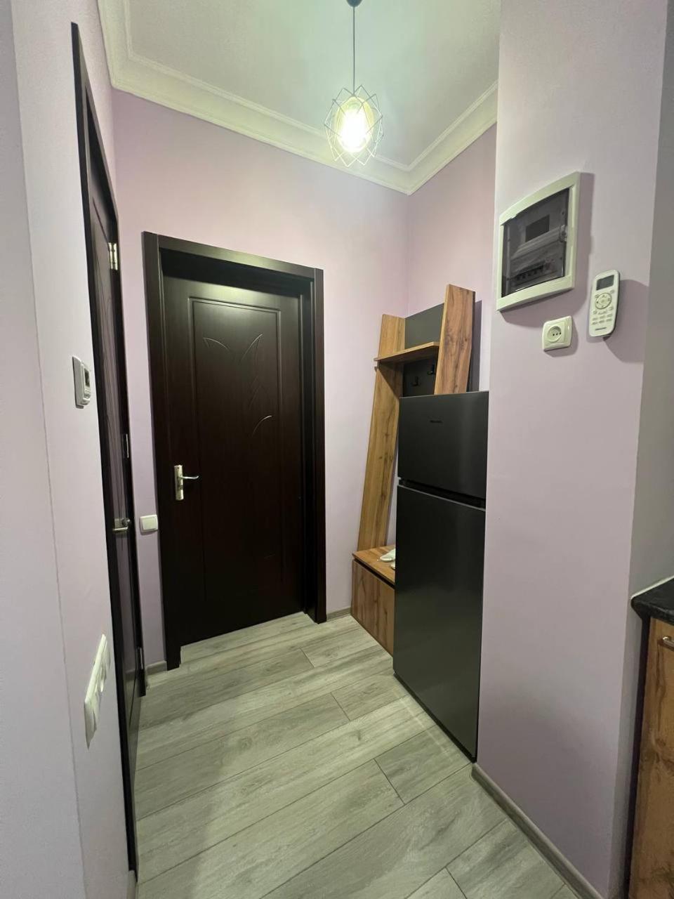 Apartment Merabi Μπατούμι Εξωτερικό φωτογραφία