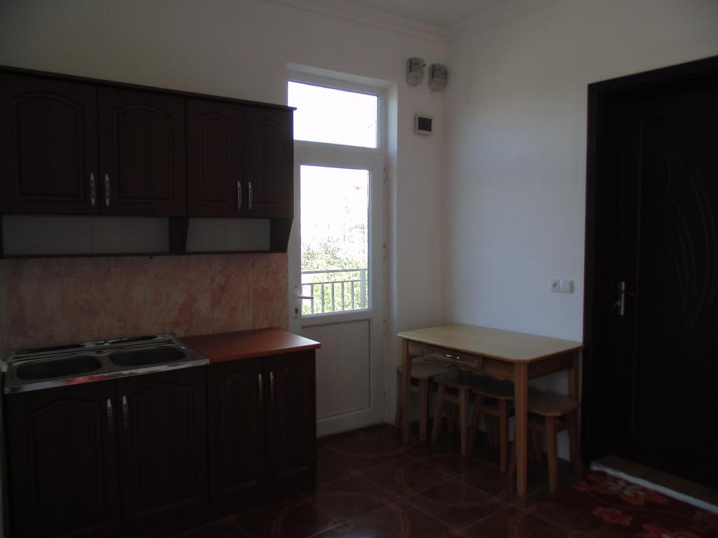 Apartment Merabi Μπατούμι Δωμάτιο φωτογραφία