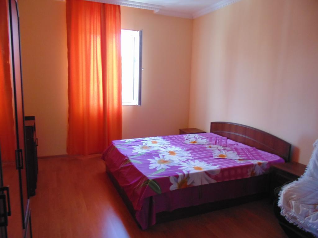 Apartment Merabi Μπατούμι Δωμάτιο φωτογραφία