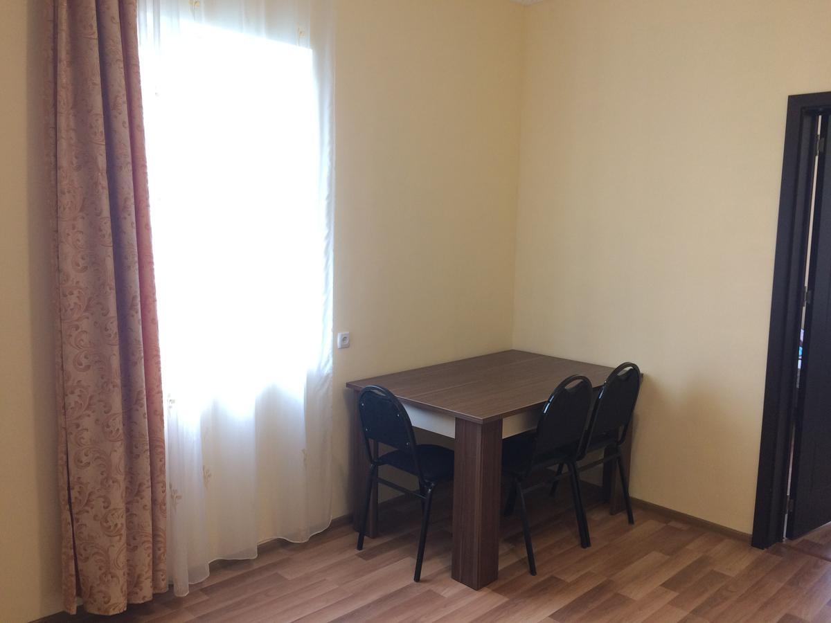 Apartment Merabi Μπατούμι Εξωτερικό φωτογραφία